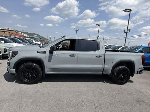 Used 2024 GMC Sierra 1500 Elevation AWD/4WD image 12