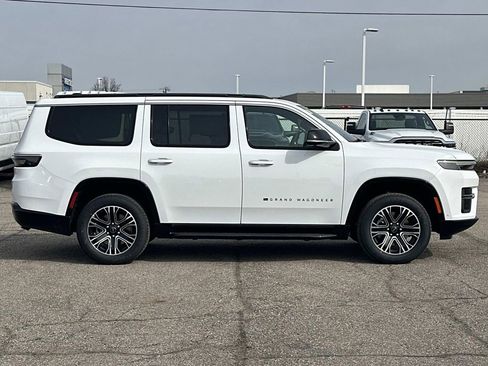 New 2026 Jeep Grand Wagoneer 4WD image 2