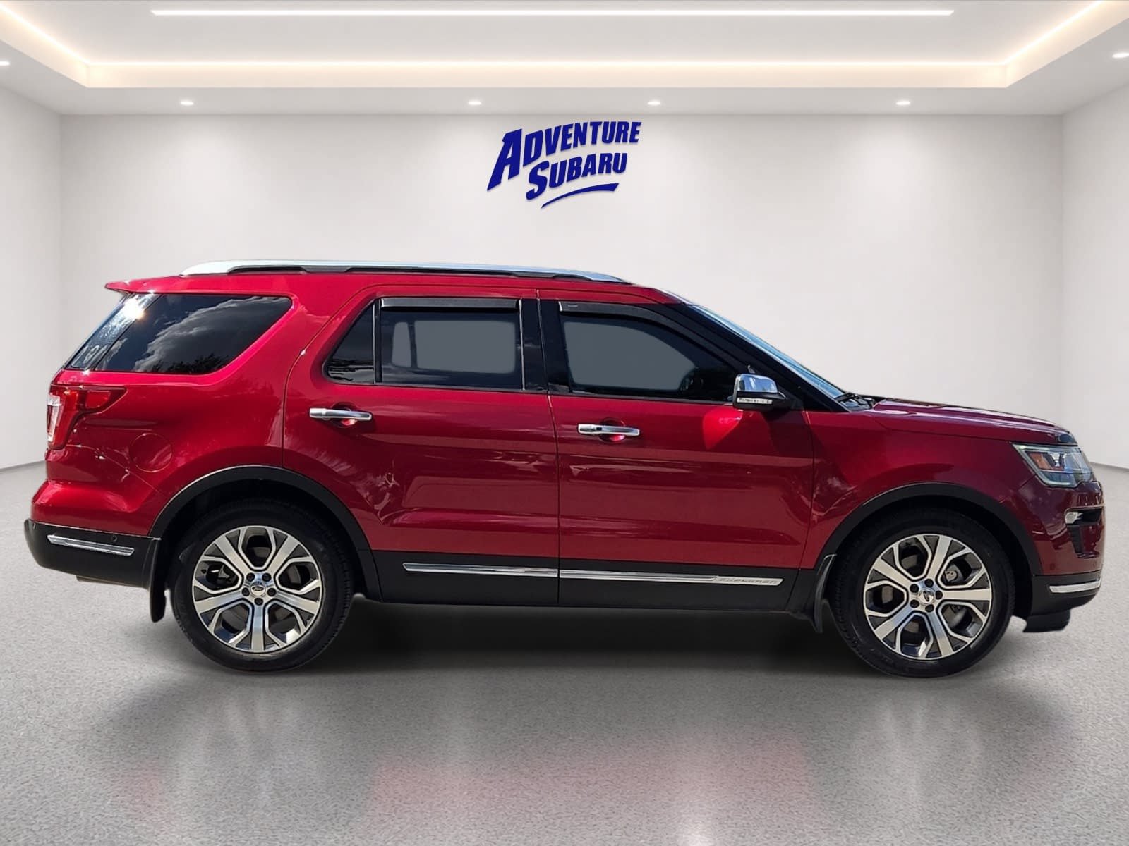 Used 2018 Ford Explorer Platinum AWD/4WD image 7