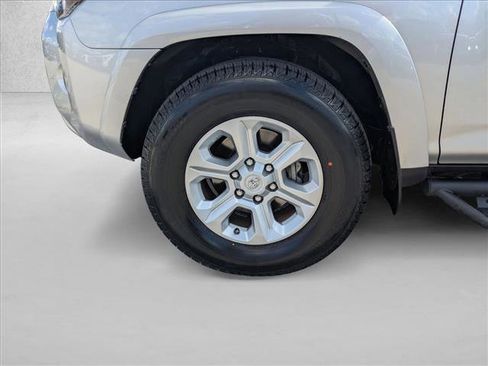 Certified 2022 Toyota 4Runner SR5 Premium image 25