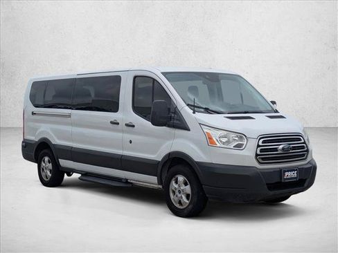 Used 2018 Ford Transit 350 XLT RWD image 3