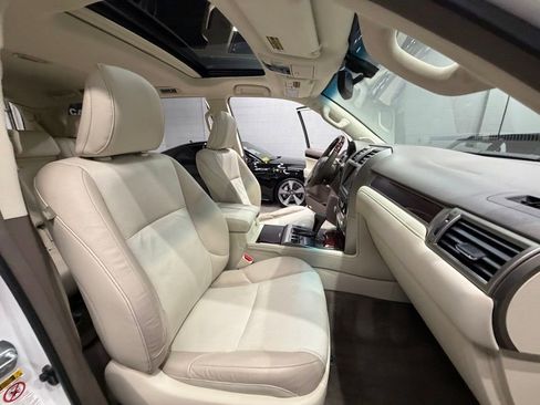 Used 2015 Lexus GX 460 w/ Premium Package image 37