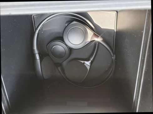 Used 2017 Honda Pilot Touring image 55