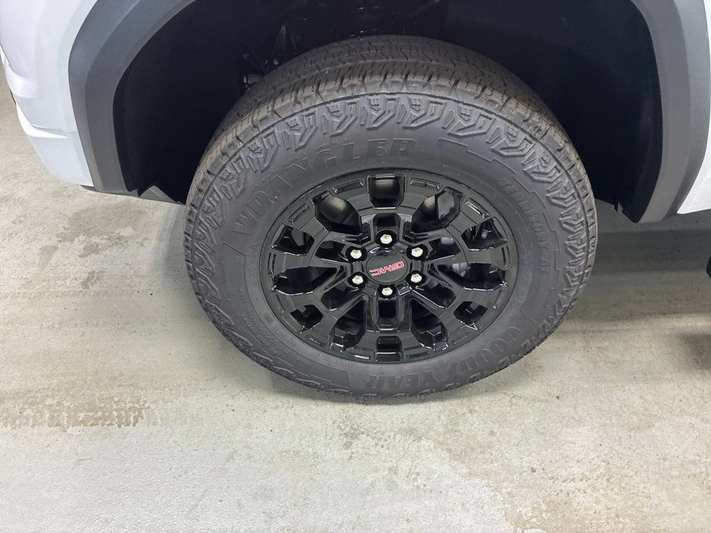 New 2026 GMC Canyon Elevation w/ Convenience Package AWD/4WD image 24
