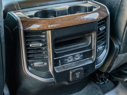 Used 2022 RAM 1500 Laramie image 35