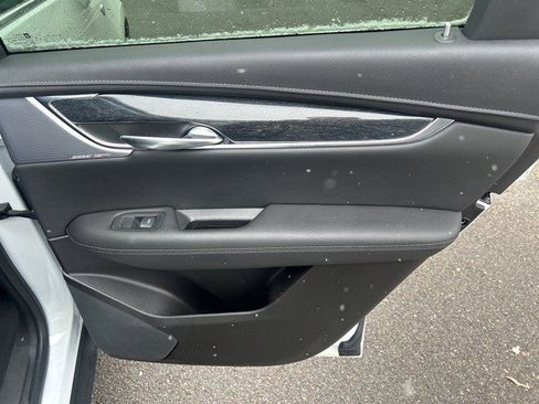 Certified 2022 Cadillac XT5 Premium Luxury image 10