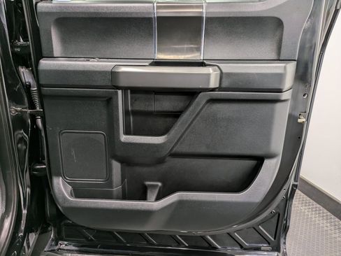 Used 2018 Ford F150 XLT w/ Equipment Group 302A Luxury image 25