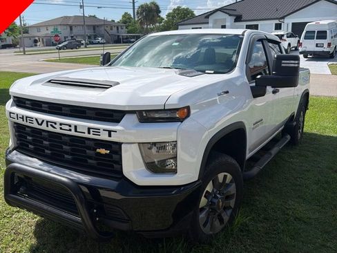 Used 2023 Chevrolet Silverado 2500 Custom AWD/4WD image 1