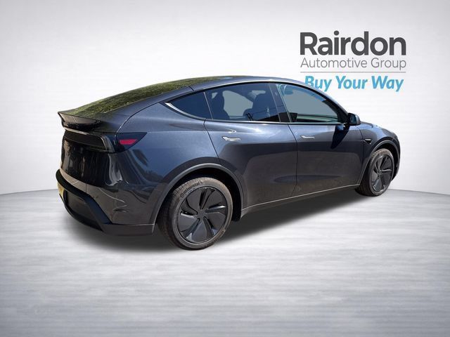 Used 2026 Tesla Model Y 2WD image 7