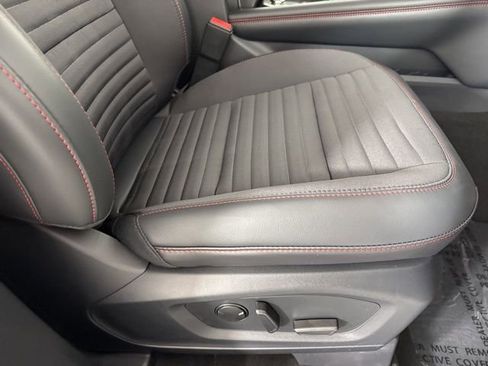 New 2026 Ford Explorer ST-Line w/ ST-Line Street Pack image 22