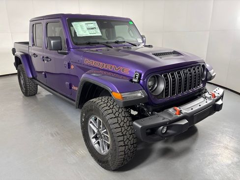 New 2026 Jeep Gladiator Mojave AWD/4WD image 2