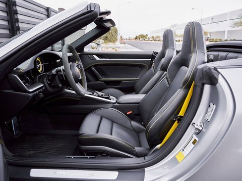 Used 2025 Porsche 911 Turbo S image 29