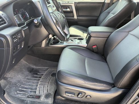 Used 2014 Toyota 4Runner SR5 Premium w/ Convenience Package AWD/4WD image 15