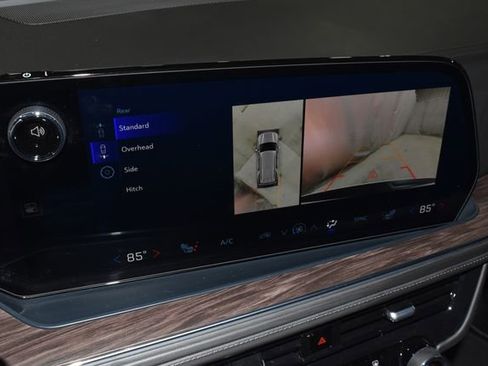 Used 2025 Chevrolet Tahoe Z71 w/ Z71 Off-Road Package image 16