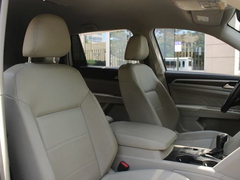 Used 2021 Volkswagen Atlas SE FWD image 27