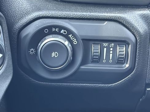 Certified 2022 Jeep Wrangler Unlimited Sport w/ Xtreme Recon 35" Tire Package image 29