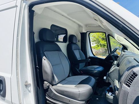 Used 2025 RAM ProMaster 2500 w/ Convenience Group FWD image 25