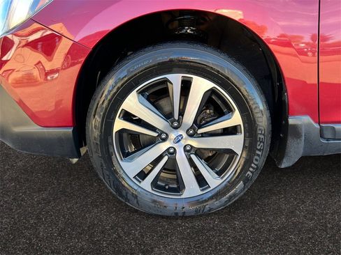 Used 2018 Subaru Outback 3.6R Limited image 14