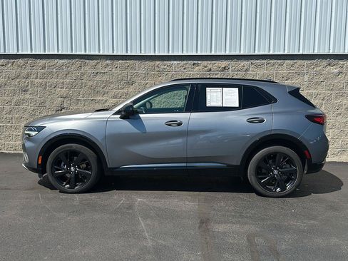 Used 2022 Buick Envision Essence w/ Sport Touring Package FWD image 34