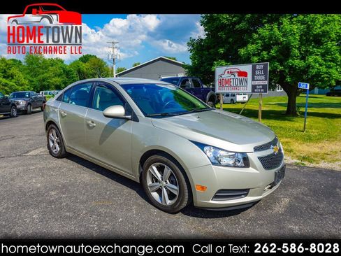 Used 2014 Chevrolet Cruze LT FWD image 1
