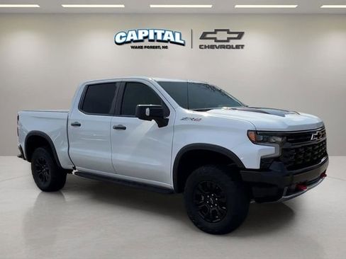 Used 2022 Chevrolet Silverado 1500 ZR2 w/ Technology Package image 7