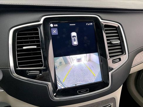 Certified 2023 Volvo XC90 B6 Ultimate AWD/4WD image 30