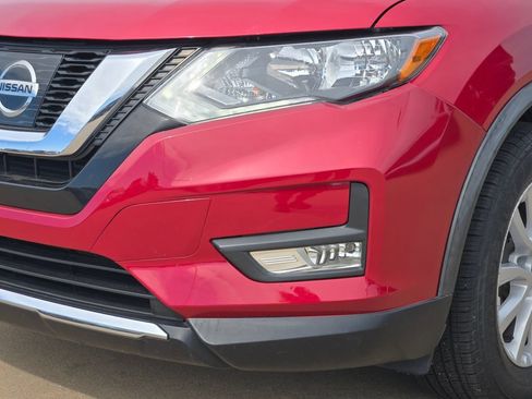 Used 2017 Nissan Rogue SV w/ SV Premium Package FWD image 29