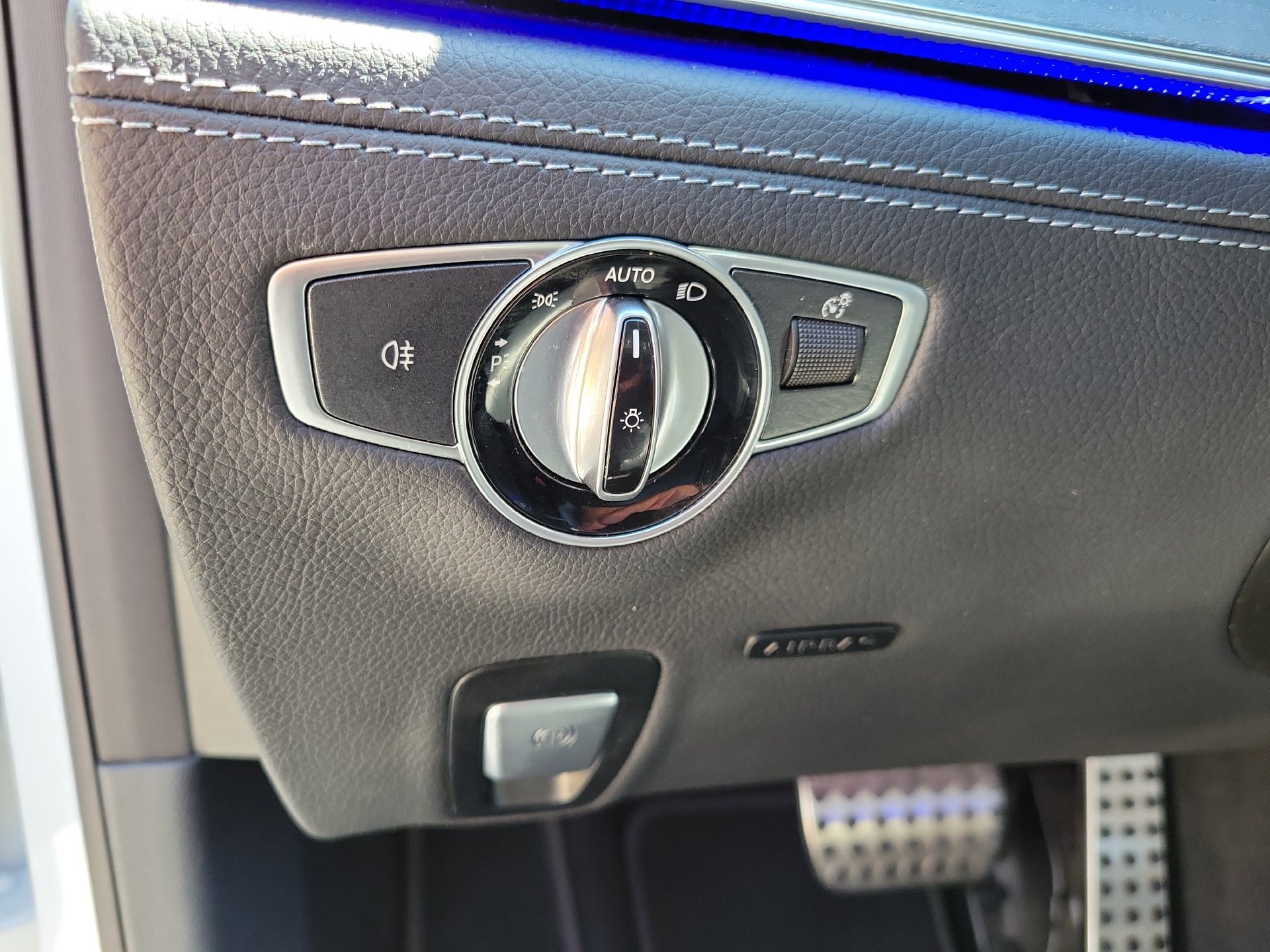 Used 2022 Mercedes-Benz AMG GT 43 image 31