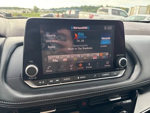 Used 2022 Nissan Rogue SV AWD/4WD image 14