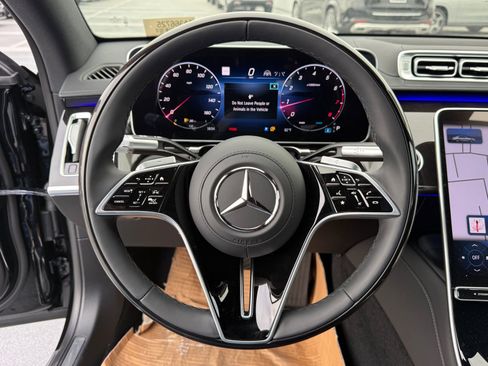 New 2026 Mercedes-Benz S 580 4MATIC Sedan image 24