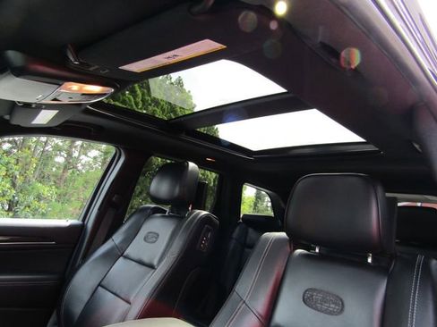 Used 2015 Jeep Grand Cherokee Overland w/ Advanced Technology Group image 16