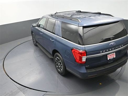 Used 2022 Ford Expedition XLT image 23