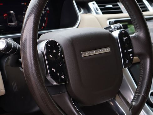 Used 2019 Land Rover Range Rover Sport SE image 19