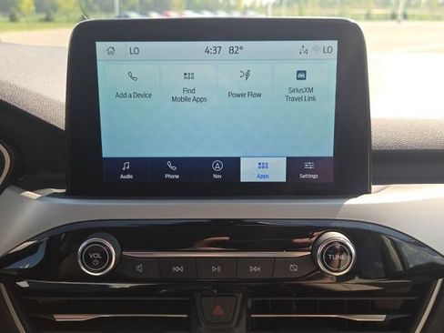 Used 2022 Ford Escape SE FWD image 25