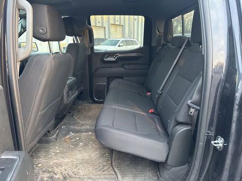 Used 2024 Chevrolet Silverado 1500 LT image 13