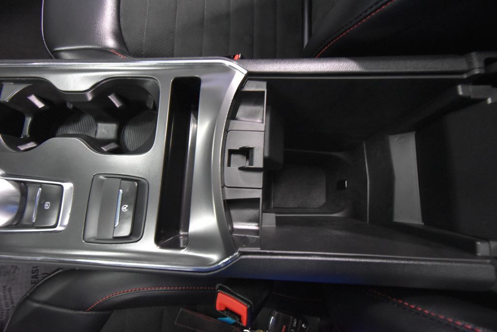 Used 2024 Ford Edge ST-Line AWD/4WD image 20