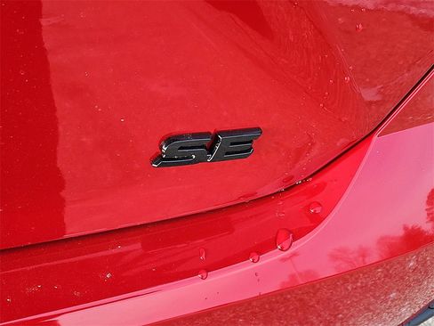 New 2026 Toyota Camry SE image 4