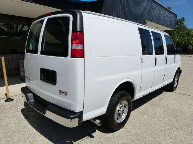 Used 2022 GMC Savana 2500 w/ Driver Convenience Package RWD image 5