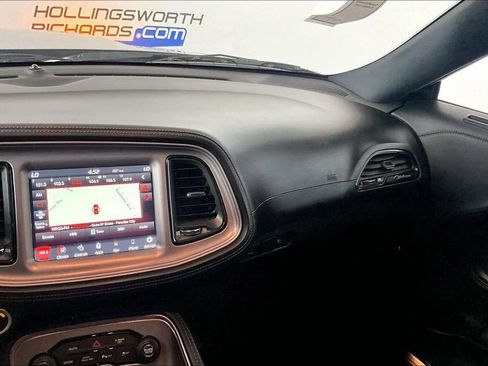 Used 2023 Dodge Challenger R/T w/ Plus Package image 5