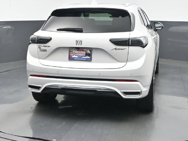 Used 2025 Buick Envision Avenir AWD/4WD image 5