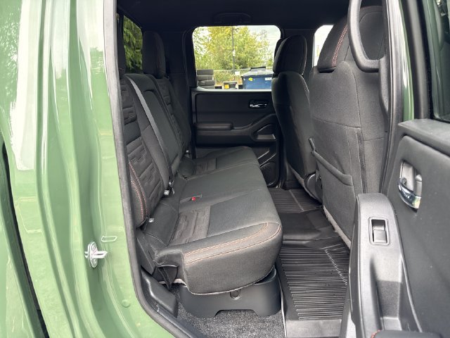 Used 2024 Nissan Frontier PRO-4X w/ Pro Convenience Package AWD/4WD image 10