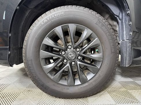 Used 2023 Lexus GX 460 Premium AWD/4WD image 22