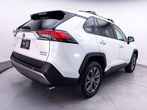 Used 2022 Toyota RAV4 Limited AWD/4WD image 14