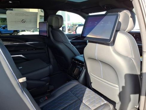 New 2026 Cadillac Escalade IQ Sport 1 w/ LPO, ONYX Package AWD/4WD image 20