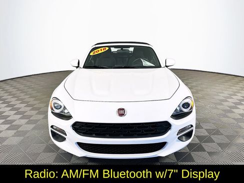 Used 2018 FIAT 124 Spider Classica RWD image 4
