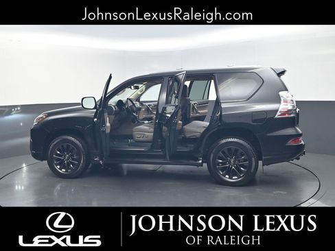 Used 2023 Lexus GX 460 Premium w/ Premium Package AWD/4WD image 36