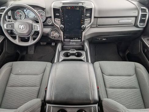 Used 2025 RAM 1500 Big Horn AWD/4WD image 5