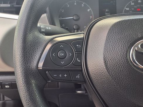 Used 2024 Toyota Corolla LE FWD image 5