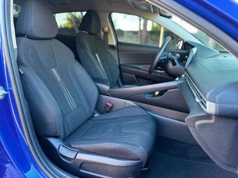 Used 2024 Hyundai Elantra SEL FWD image 28