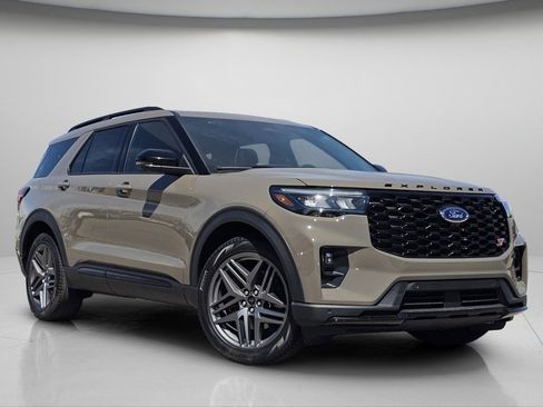 New 2026 Ford Explorer ST w/ Sun And Sound Package image 2